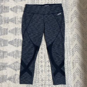 Heathered black Avia workout leggings